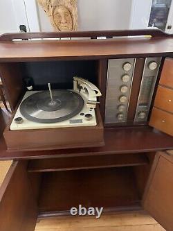 General Electric Vintage Mid Century Modern Stereo Console Record Player