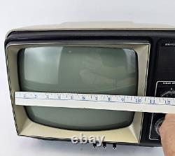 General Electric Vintage TV XB2450SD 10 1977 Black & White Portable GE TESTED