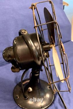 General Electric Whiz Oscillating Fan 9-Inch Brass Blades, Works! SEE VIDEO