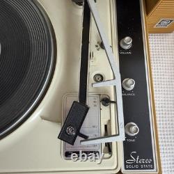 General Electric Wildcat Solid State Stereo Record Player Vintage TESTED WORKING