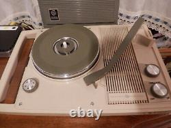 General Electric vintage record player