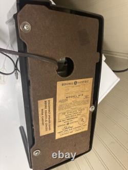 MCM VTG General Electric GE AM Bakelite Tube Radio Model # 412 Art Deco PROP