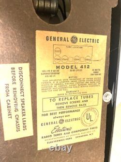 MCM VTG General Electric GE AM Bakelite Tube Radio Model # 412 Art Deco PROP