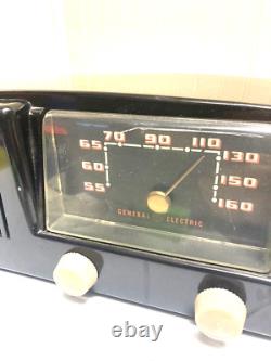 MCM VTG General Electric GE AM Bakelite Tube Radio Model # 412 Art Deco PROP