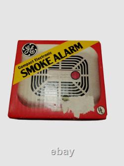 NEW Vintage General Electric Home Sentry Professional Smoke Alarm 8201-401C