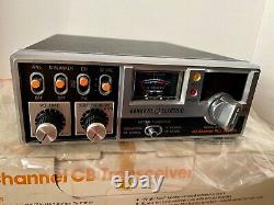 NOS General Electric GE 3-5814 40 Channel CB radio withbox vintage 70's