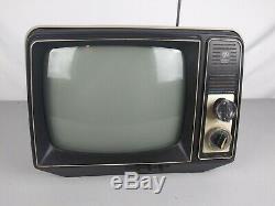 October 1977 General Electric Performance Vintage Portable TV Television Works