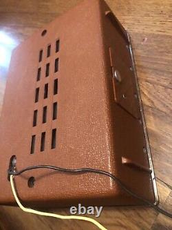 P-780E GE General Electric 8 Transistor AM portable Radio WORKS Battery Box