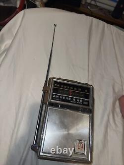 RARE Vintage General Electric AM/FM radio