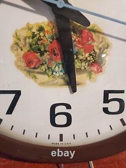 RARE Vintage General Electric Bubble Face School Clock WITH Flower Graphic