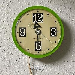 RARE! Vintage General Electric Round 6 Green Electric Wall Clock WORKS