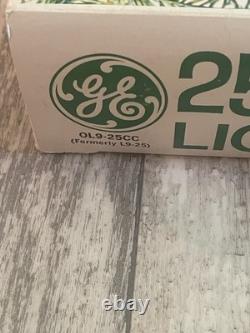 READ! Two vintage General Electric 25 Christmas light sets