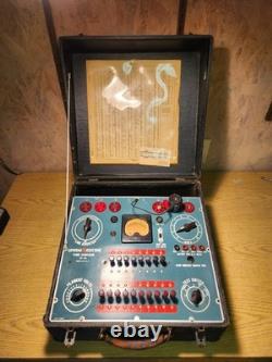 Rare General Electric GE Vintage Tube Checker Model TC-3A Tube Tester- Powers On
