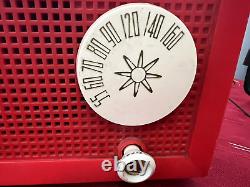 Red Antique general electric GE clock Tube Radio 305b Retro Vintage For Repair