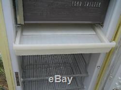 Retro Vintage 1958-1964 GE General Electric Refrigerator Frig Freezer RARE