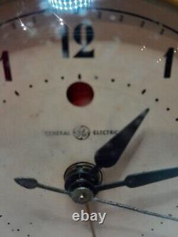 Telechron GE Art Deco 1930's Vintage Alarm Clock The Englewood 7F62 WORKS