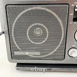 Tested GE General Electric Shortwave Radio 7-2990A Portable 6 Band AM/FM Vintage