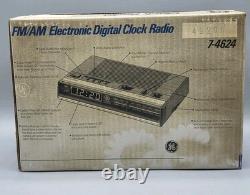 VINTAGE GE FM/AM Digital Clock Radio Model 7-4624 Wood Grain, FACTORY SEALED