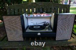 VINTAGE GE GENERAL ELECTRIC 400 PORTABLE RECORD PLAYER WithSPEAKERS