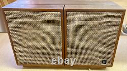 VINTAGE GENERAL ELECTRIC T-1000C TUBE STEREO Have not plugged in