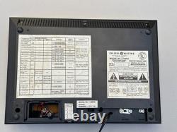 VINTAGE General Electric GE 7-4885A Programmable Alarm Clock Radio 4885 WORKING
