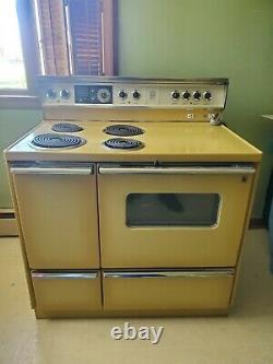 VINTAGE RETRO 1970's GE GENERAL ELECTRIC DOUBLE OVEN