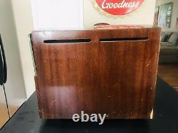 VTG General Electric 1949 Television Model 806 Mahogany Case with10 Screen