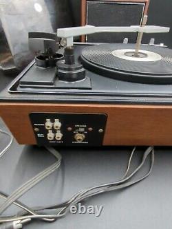 VTG General Electric Diamond Stylus Record Player Turntable & Radio withSpeakers