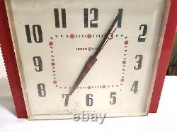 VTG RARE GENERAL ELECTRIC Red Hard Plastic RETRO Wall Clock U. S. A. Model 2H38