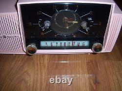 VTG SWEET! General Electric MID CENTURY 1950'S PINK Tube Clock Radio C-416