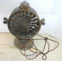 Very Rare Antique General Electric GE Table Top Fan Model 22x424 Works
