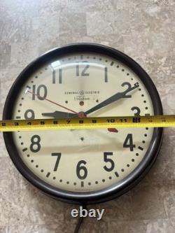 Vintage 14.5 General Electric Telechron School Clock model 1ha1612 USA Bakelite
