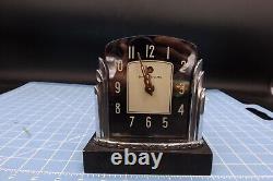 Vintage 1920-30's Art Deco Art Nouvea G. E. General Electric Desk Clock