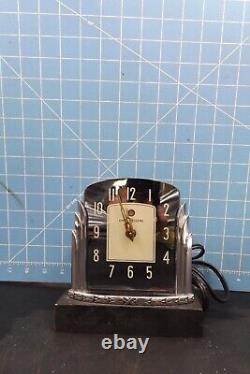 Vintage 1920-30's Art Deco Art Nouvea G. E. General Electric Desk Clock