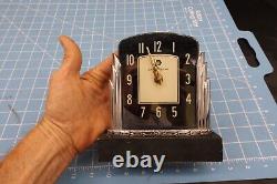 Vintage 1920-30's Art Deco Art Nouvea G. E. General Electric Desk Clock