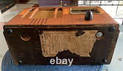 Vintage 1939 GE GD-620 Wooden AM 6-Tube Tabletop Radio With Presets