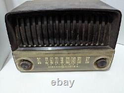 Vintage 1950 General Electric Brown Radio Model 135 NON WORKING