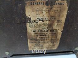 Vintage 1950 General Electric Brown Radio Model 135 NON WORKING