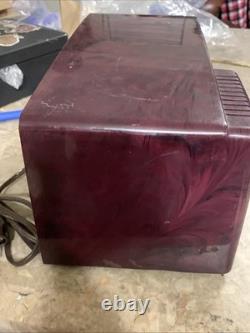 Vintage 1950s GE General Electric Model 400 Purple Bakelite Tube Radio MCM READ