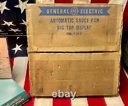 Vintage 1950s General Electric Automatic Sauce Pan Carousel Store Display Works