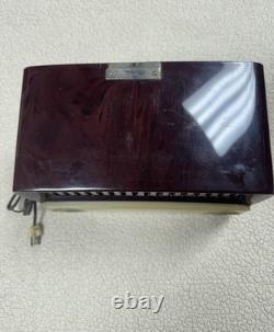 Vintage 1950s General Electric Model 135 Bakelite Tune Radio
