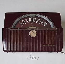 Vintage 1951 General Electric Model 610 AM Tube Radio Works Burgundy