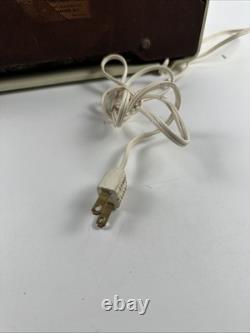 Vintage 1951 General Electric Tube Radio Model 423 Ivory radio Works TV PROP