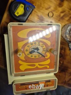 Vintage 1969 General Electric C3300A Working Clock Radio Groovy Psychedelic