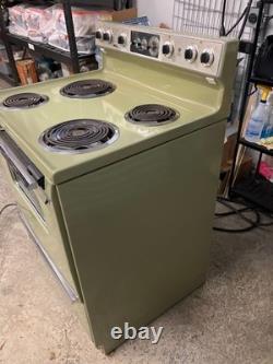 Vintage 1970s GE Avocado Green Electric Range Oven Stove Mid Century Retro