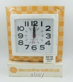 Vintage 1970s GE Simple White Square Electric Wall Clock Plastic -Made in USA