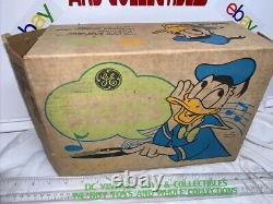 Vintage 1970s General Electric DISNEY Donald Duck YOUTH PHONO, Brand New