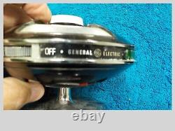 Vintage 1970s Space Age GE Atomic Flying Saucer UFO Radio P2775A -WORKINGI