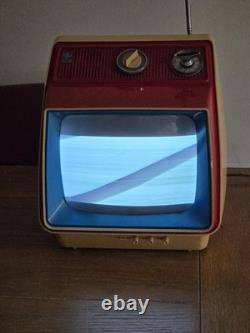 Vintage 1975 General Electric Space Age Retro TV Red, White, Blue Tested Works