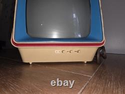 Vintage 1975 General Electric Space Age Retro TV Red, White, Blue Tested Works